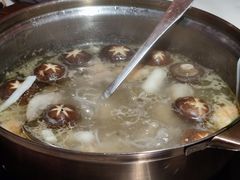 -喃喃椰·糟粕醋·椰子鸡火锅(七堡花园店)