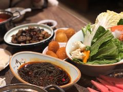 -龙聚德北京烤鸭(沙坪坝华宇A馆店)