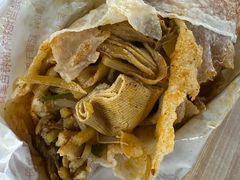 素卷馍加把子肉和卤蛋-安徽阜阳卷馍(西单店)