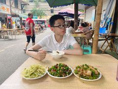-十一街苍蝇馆子转经消江湖菜(九眼桥十一街店)
