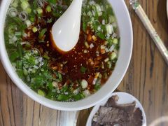 -陇上全荟兰州传统牛肉面(延吉路店)