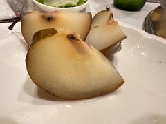 -靠山屯东北铁锅炖(东北菜，古美西路店)