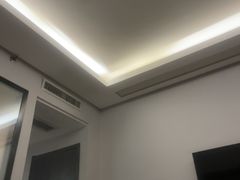-雅夫酒店(西安市图书馆地铁站店)