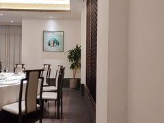 -梅花香里大酒店(郁金香路店)