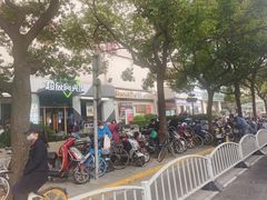 -家乐福(古北店)
