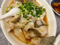 香葱淋鲈鱼-粤·向群饭店(龙津东路总店)