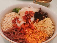 -哈啾嗨·新概念蒙餐(红星新城店)