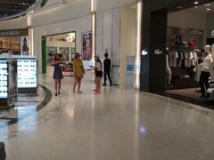 商场里-王权免税店(普吉市区店)