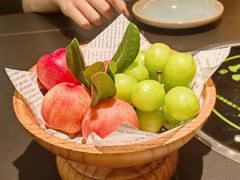 餐前水果-季季山·云南野生菌火锅(上海首店)