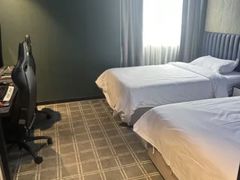 -粤塔X趣影电竞酒店(天河广场车陂地铁站店)