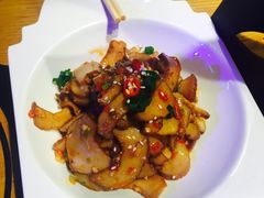 爱吃杏鲍菇-多嘴超级肉蟹煲(吉林财富购物广场店)