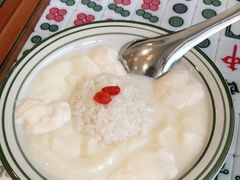 -堂屋糖水店(愚园店)