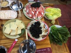 -东镇老火锅(长春路首店)