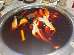 -忘情水鱼头·鲜鱼火锅(滨江中路店)
