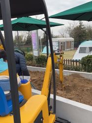 -季高兔窝窝亲子园(上海薰衣草公园店)