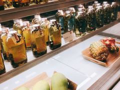 -奈雪的茶(湖滨银泰in77C区PRO店)