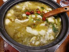 -周鱼小馆石锅酸菜鱼(活力汇店)