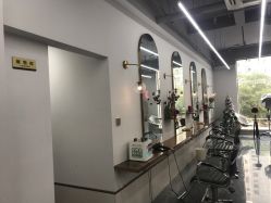 -茶发Salon·烫发染发理发