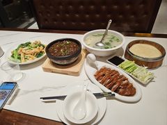 -梅利汴京烤鸭•开封豫菜地标店(东大街店)