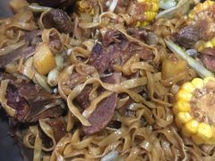 -内蒙焖面大盆骨餐馆(山大路店)