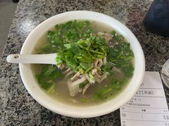 羊杂汤-清真喜兰老丁羊汤特色小吃