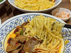 -李与白包子铺(桐梓林店)