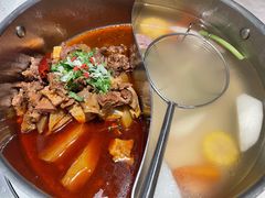 特色牛腩鸳鸯锅-左庭右院鲜牛肉火锅(环球港店)