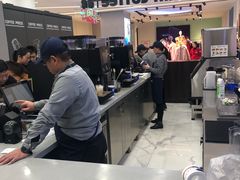 -瑞幸咖啡(宜昌国贸购物中心店)