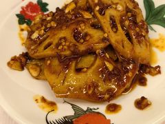 -堂瓦里·33年传统赣菜(第一街区店)