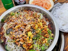 -周良天山牛杂城(天山路总店)
