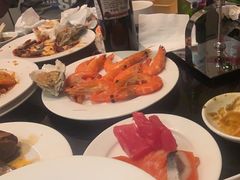 -广州万富希尔顿酒店·感趣自助餐厅·金秋蟹宴生蚝海鲜刺身烧烤