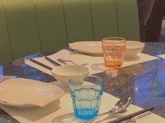 -港丽餐厅(高德置地店)