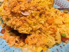 大叻经典菠萝海鲜炒饭-米纸越南小馆(金鹰世界店)