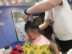 -呵林婴童亲子造型(新街口总店)