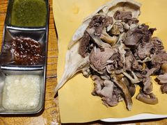 -蒙艾里民族传统菜蒙餐