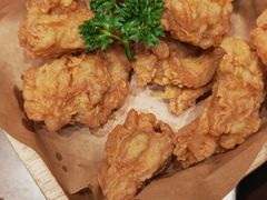 -8PINTS八品脱·日料·烧鸟·精酿小酒馆(莘庄店)