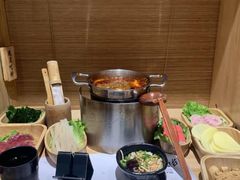 -独食火锅·半米屋台(直营总店)