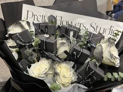 -亭亭鲜花店(中山北路店)