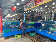 -拉威海鲜市场