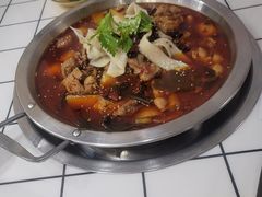 -晓彭肥肠鸡·泡椒鸡火锅(水木天地店)