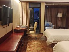 -天艺东环酒店(海口高铁东站龙湖天街店)