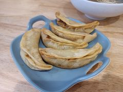 -老新隆牛肉锅贴(新街口店)