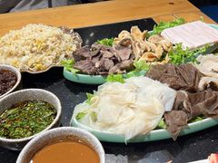 -顶顶汤火牛排火锅·经典铜锅涮肉