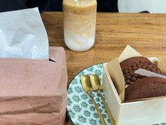 -AHAVA·Fang Baking Studio