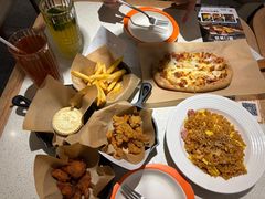 -必胜客(阿罗海店)