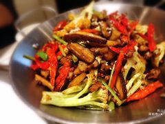 -渔语鱼酸菜鱼新川菜(来福士店)