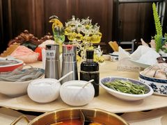 鸳鸯锅品-小天鹅火锅·一线江景洪鼎旗舰店(洪崖洞店)