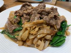 牛肉芥兰炒粿条-唔止卤嘢·潮州府城菜(鹭江店)