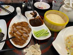 尊贵烤鸭-六和聚传统烤鸭.天津菜(和平店)