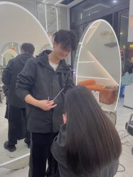 -金铂丽轻奢沙龙•直营